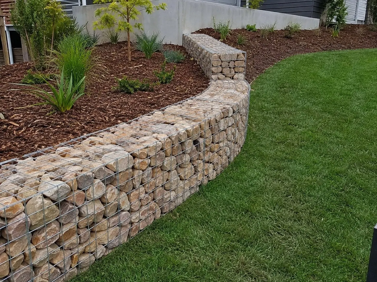 Gabion retaining wall contractor working on an Auckland site