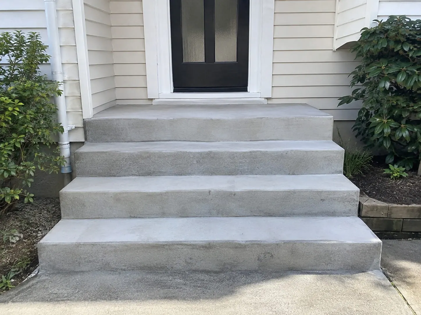 Local concrete steps contractors finishing treads and risers